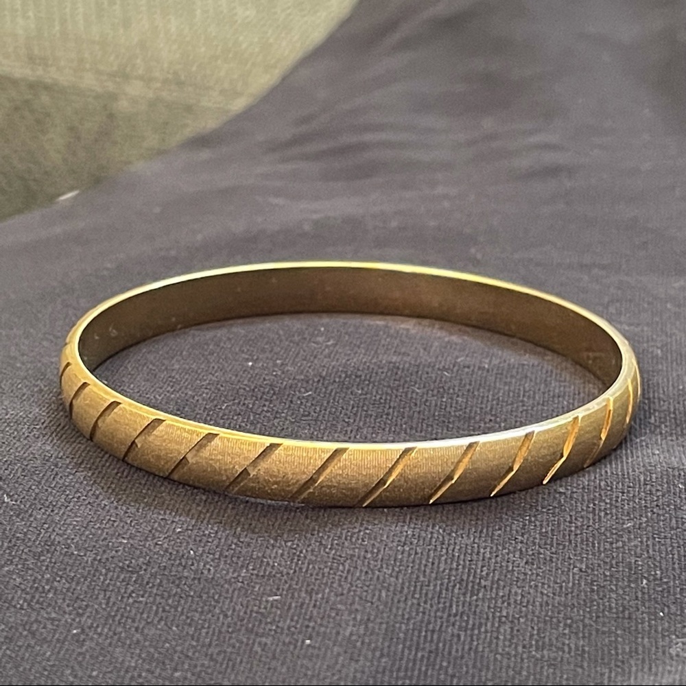 Monet Gold Toned Bangles set of 2 - Picture 7 of 9